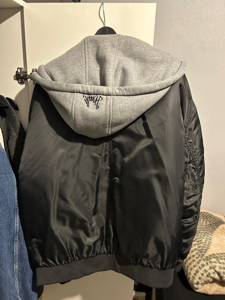 Zara Kapüşonlu Bomber Ceket - Görsel 4