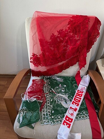 Kına örtüsü takımı
