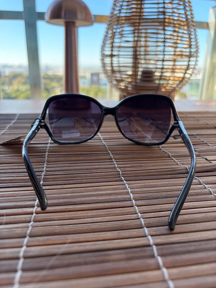 Klasik Siyah Tokalı Kadın Gözlüğü - Görsel 4