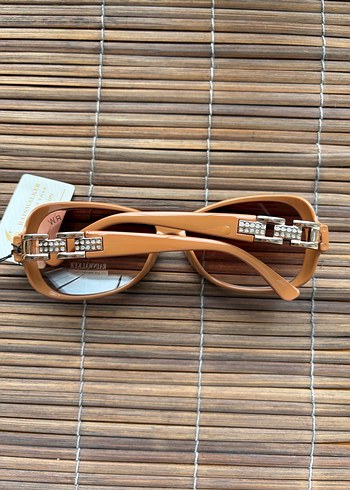 Parlak Kahverengi Çerçeveli Kadın Güneş Gözlüğü - Görsel 4