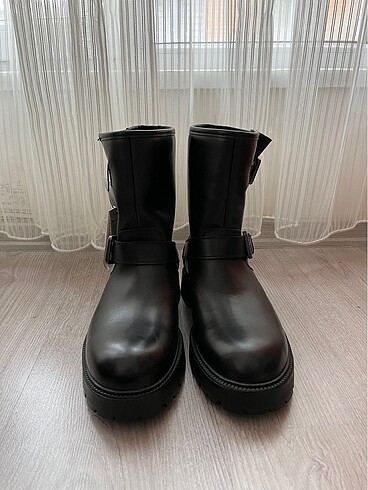 Zara Zara Erkek Bot
