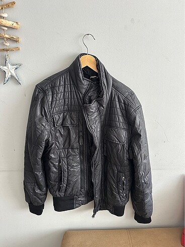 Zara mont
