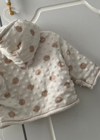 Kız Çocuk Beyaz Kapüşonlu Sıcak Ceket - Görsel 3