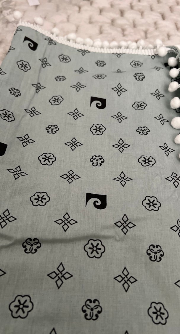 Gri Nakışlı Çocuk Battaniyesi - Görsel 3