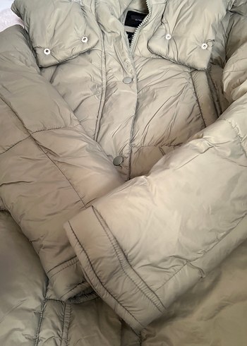 Düğmeli Uzun Kesim Kadın Kışlık Mont - Görsel 3