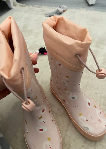 Kız Çocuk Pembe Kuğu Desenli Yağmur Çizmesi - Görsel 2