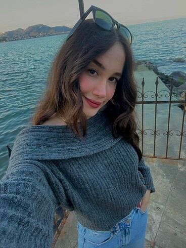 kayık yaka kazak