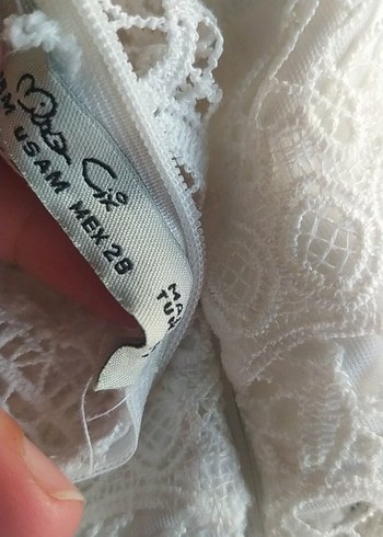 28 Beden Dantel Detaylı İşlemeli Beyaz Midi Elbise