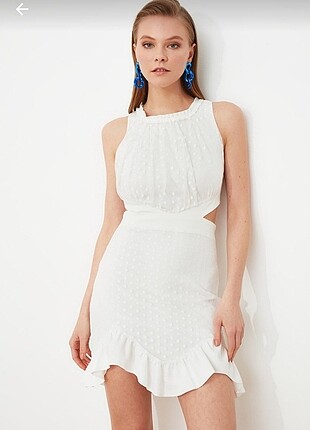 34 Beden beyaz Renk Beyaz bel dekolteli puantiye elbise