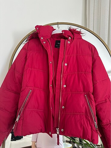 Bershka şişme mont