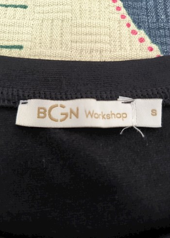 BGN Siyah Kısa Kollu Kadın Tişört