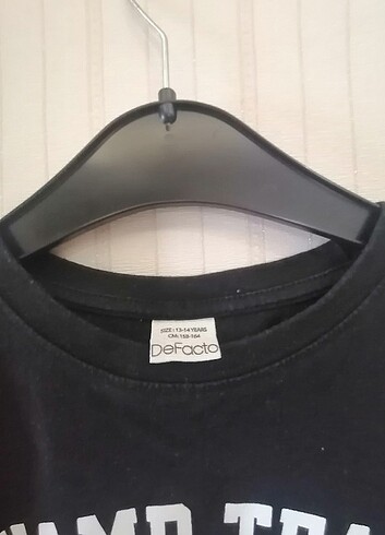 Siyah tshirt 