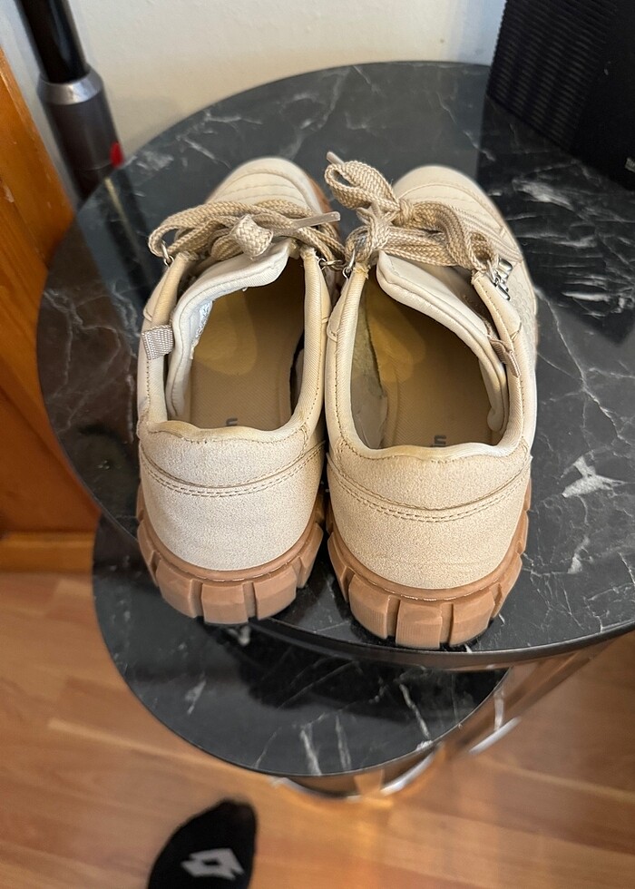 Şık spor ayakkabı - Görsel 5