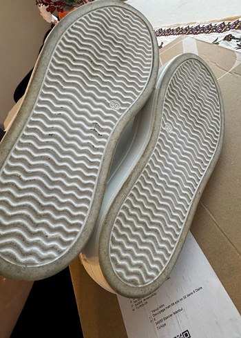 Beyaz Bağcıklı Kadın Spor Ayakkabı - Görsel 7