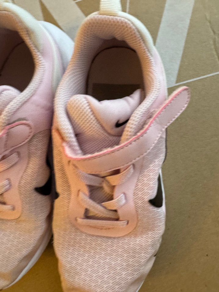 Kız Çocuk Pembe Cırt Cırtlı Spor Ayakkabı - Görsel 5