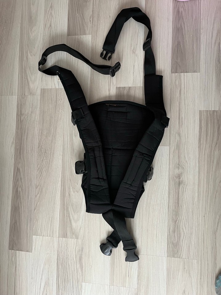 Siyah Bebek kanguru - Görsel 2