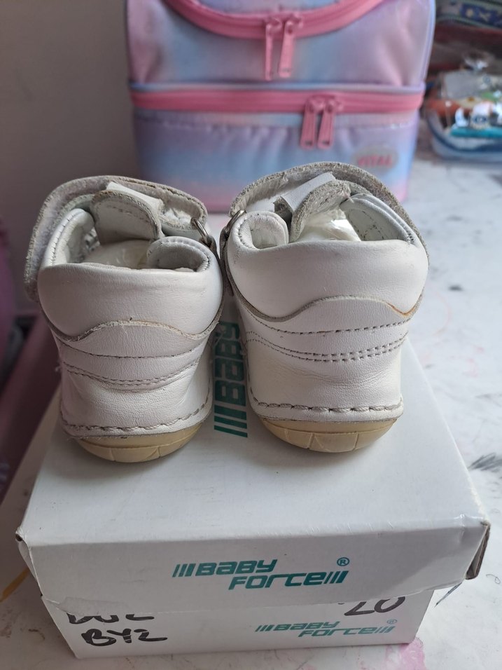 Kız Bebek Beyaz Cırtlı İlk Adım Ayakkabısı - Görsel 5