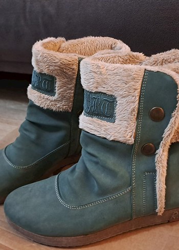 Tokalı Turkuaz Süet Kadın Botları - Görsel 2