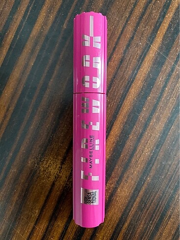 Beden Maybelline new york firework maskara