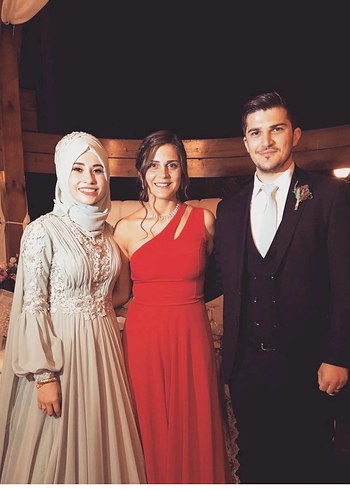 Trendyol & Milla Kırmızı Drapeli Uzun Abiye Elbise