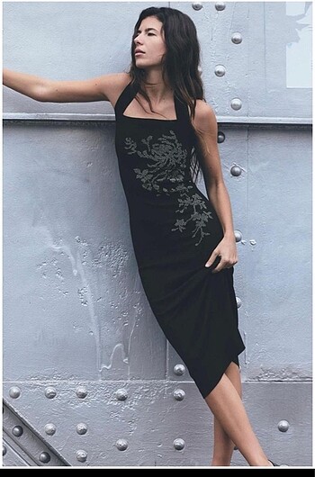 Zara parlak halter yaka örme elbise