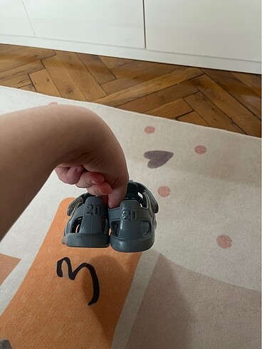 20 Beden Çocuk sandalet