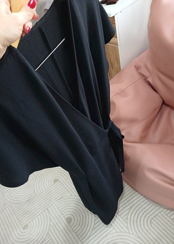 Kemerli Siyah Midi Elbise - Görsel 5