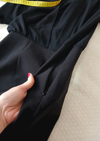 Siyah V-Yaka Midi Elbise - Görsel 7