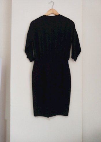 Siyah V-Yaka Midi Elbise - Görsel 3