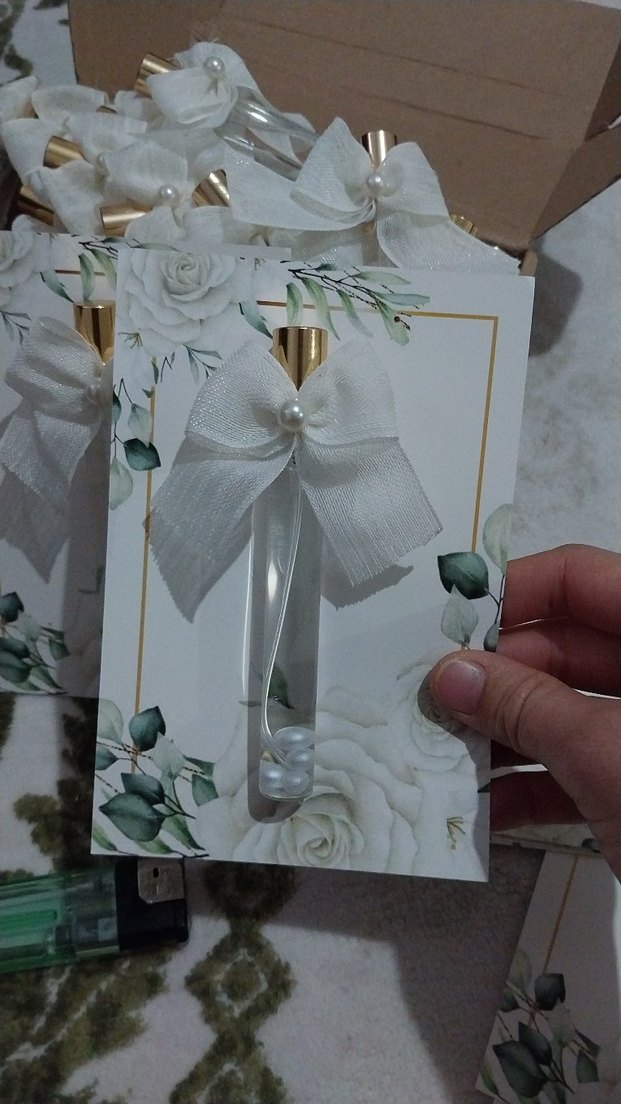 İnci Detaylı Beyaz Tüylü Kalem - Görsel 2