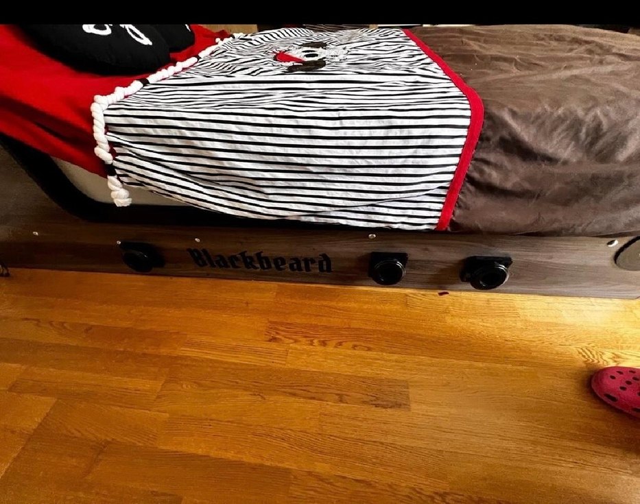 Korsan Temalı Kahverengi Çocuk Yatağı - Görsel 2