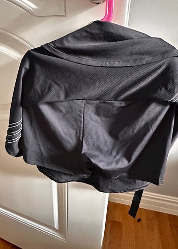 Adidas Siyah Midi şortlu etek - Görsel 4