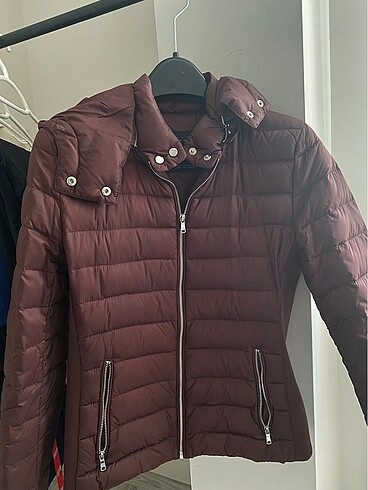 Zara mont