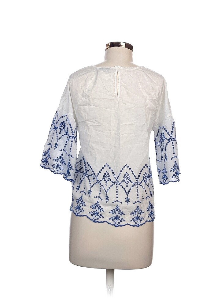 LC Waikiki Bluz %70 İndirimli. - Görsel 3