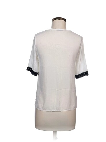 s Beden Batik Bluz %70 İndirimli.