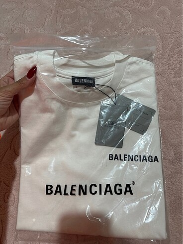 Balenciaga Tişört