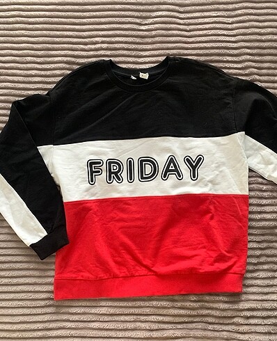 m Beden siyah Renk Bershka sweatshirt
