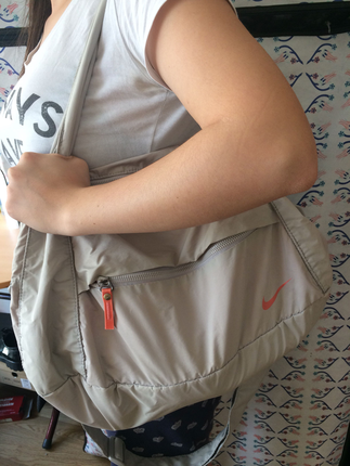 universal Beden Nike gri çanta