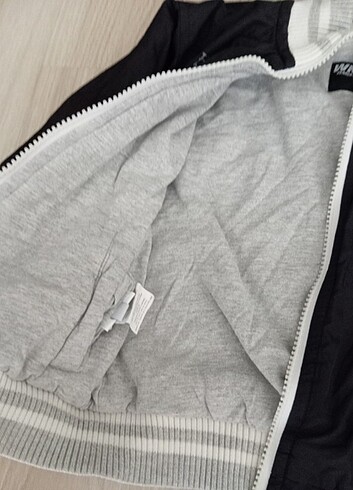 Erkek çocuk yağmurluk  - Görsel 4