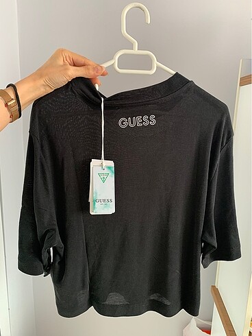 Guess Orijinal Arkası Logolu Basic Oversize Siyah Tişört