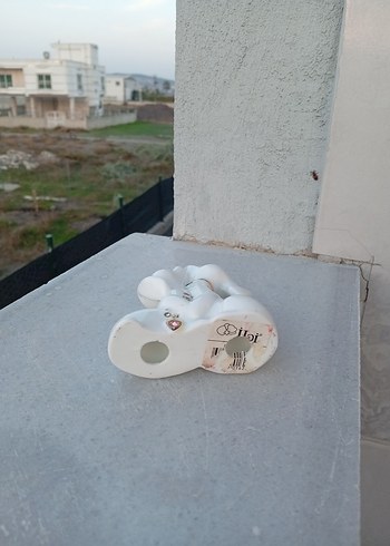 Renkli Gözlü Beyaz Seramik Figürin - Görsel 3