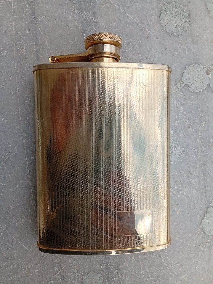 Altın Renkli Vintage içecek kutusu. - Görsel 4