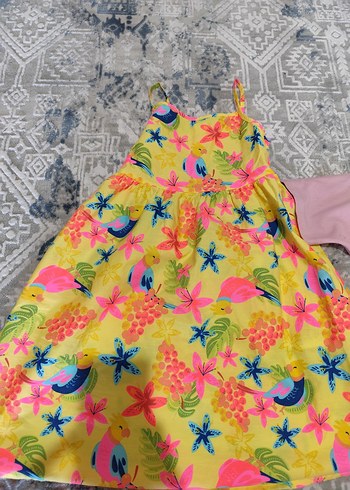 LC Waikiki elbise ve kaprili tayt
