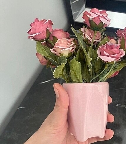  E.L.F Vazo kuru çiçek