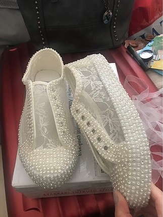 40 Beden beyaz Renk Gelinlik ayakkabısı( satıldı ödeme bekleniyor)