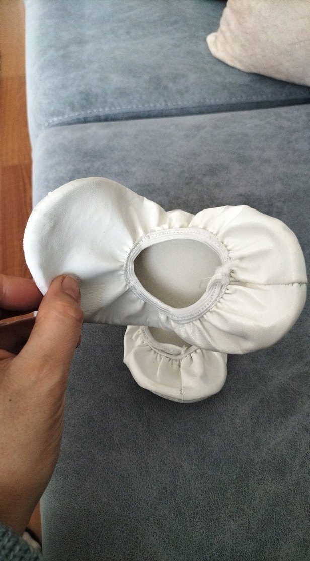 Kız Çocuk Beyaz Lastikli Babet Ayakkabı - Görsel 2