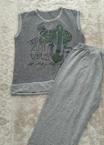 Gri Çizgili Kolsuz Kadın Pijama Takımı