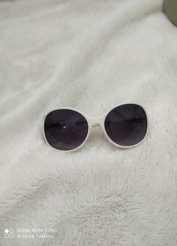 Elegance güneş gözlüğü krem renk