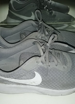 39 Beden Nike spor ayakkabı