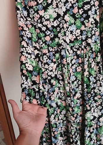 H&M çiçekli elbise - Görsel 3